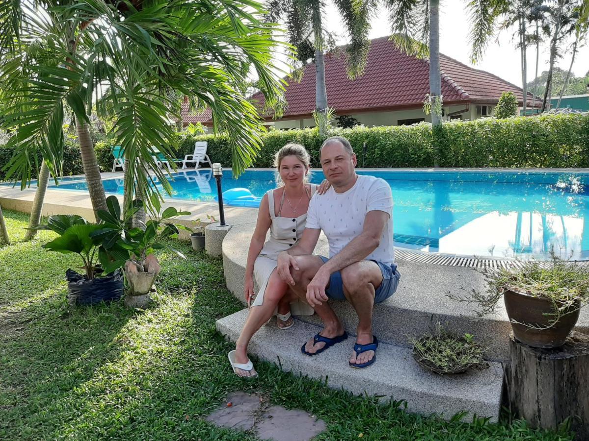สไมล์ เฮาส์แอนพูล Hotel Rawai ภายนอก รูปภาพ