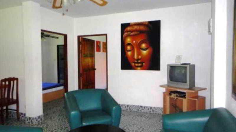 สไมล์ เฮาส์แอนพูล Hotel Rawai ภายนอก รูปภาพ
